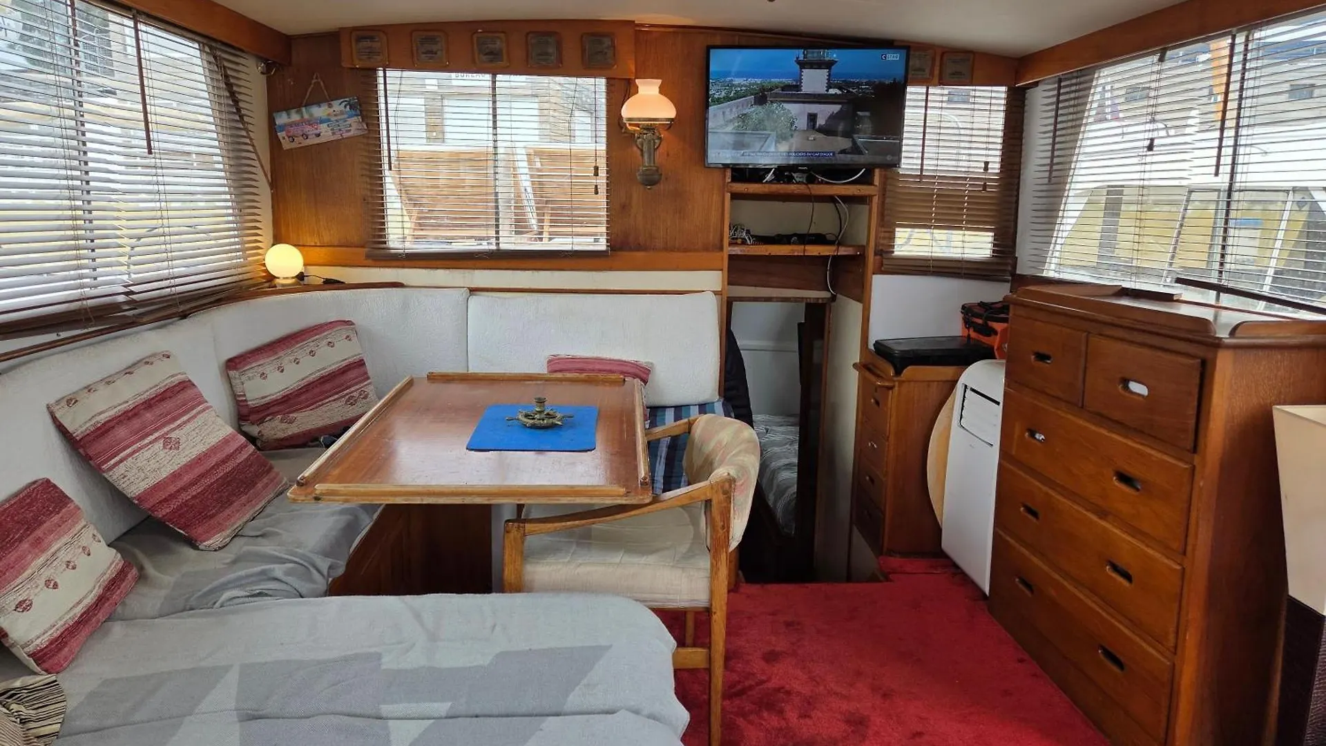 Botel Hotel Bateau De Legende Tolone Francia